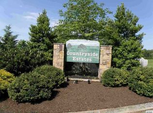 14 Bryson Ct, Sevierville, TN 37876