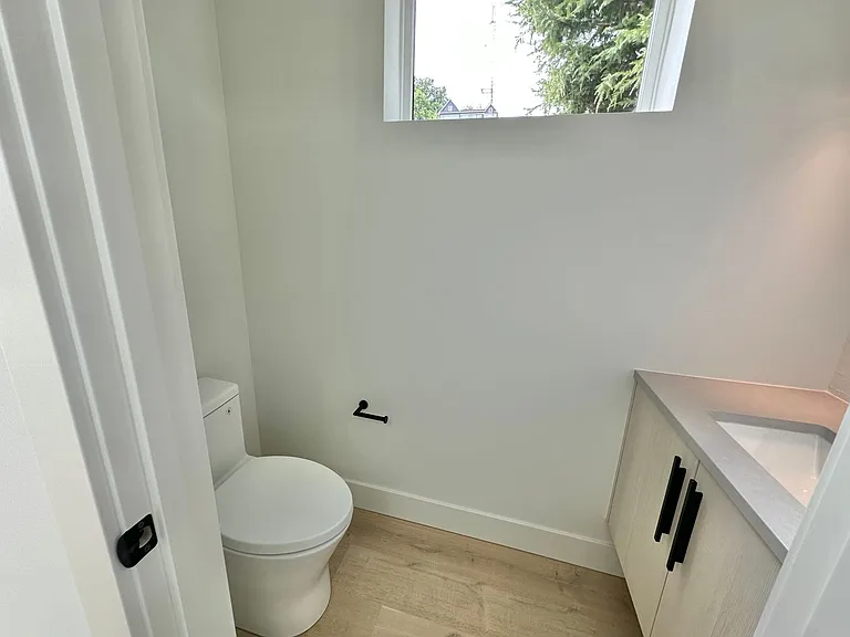 507 Galer St — Photo 20