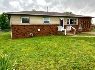 129 S School St, Goodman, MO 64843