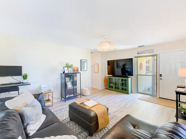 14283 Sharon Dr, Largo, FL 33774