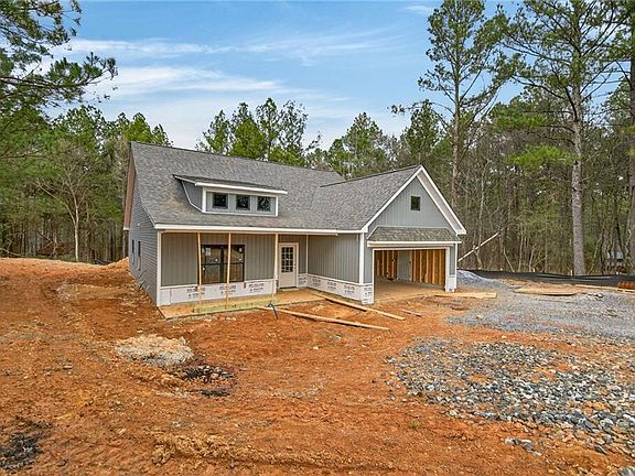 4th image of 57 Oak Grove Rd