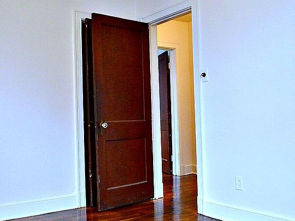 5th image of 1903 Court St