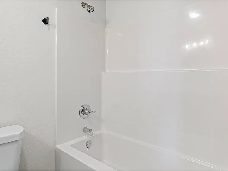 113B Thomas St — Photo 15