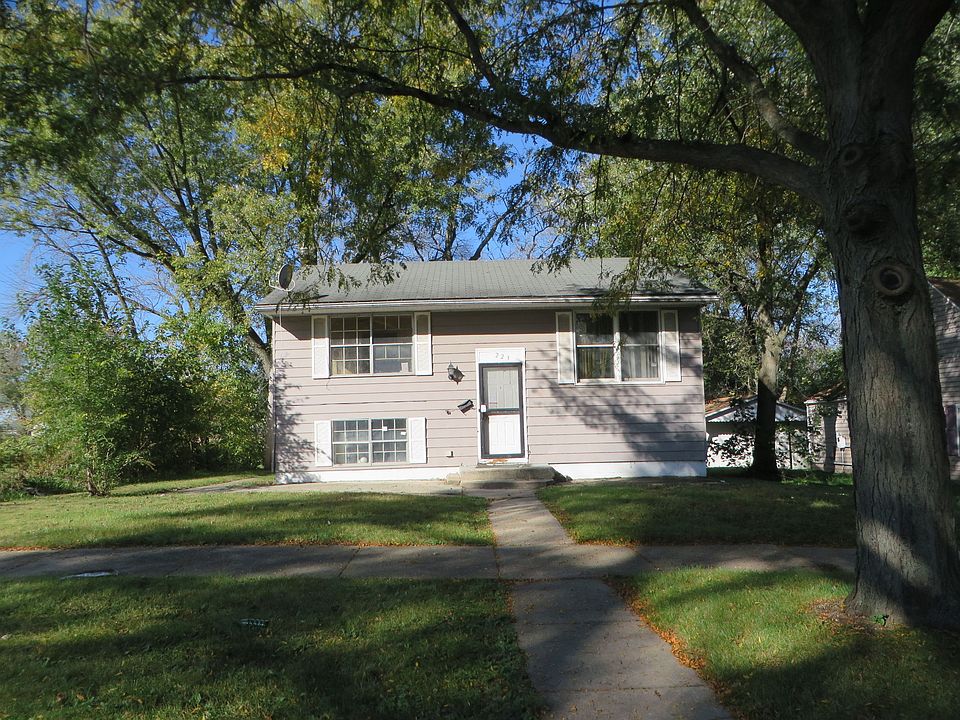 1st image of 223 N Illinois Ave