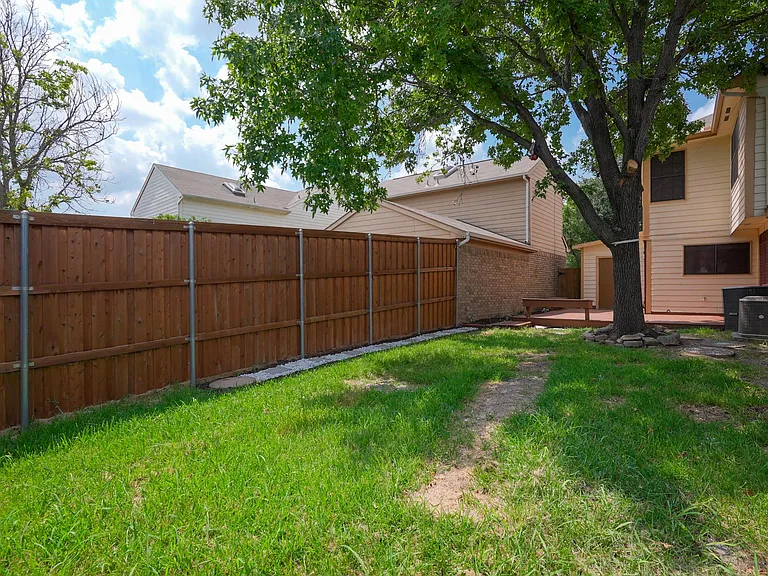 1911 Cheyenne Dr — Photo 30