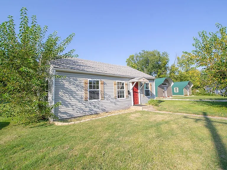 1507 W Worley St — Photo 27