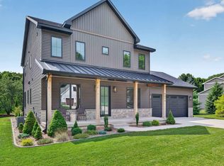 9336 E Summerfield Dr, Traverse City, MI 49684