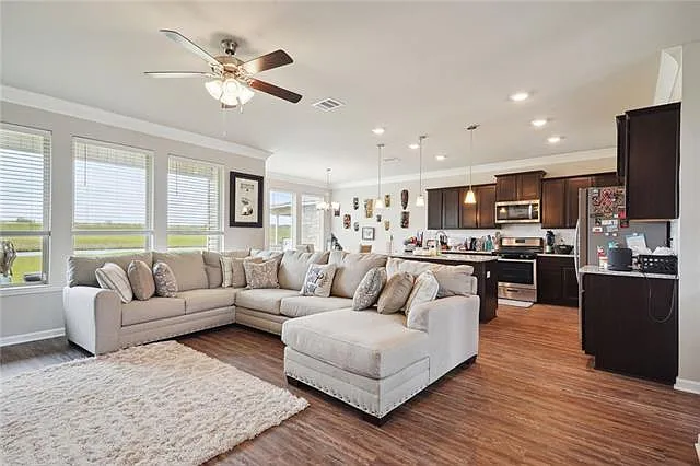 7861 Camellia Bud Ct — Photo 4