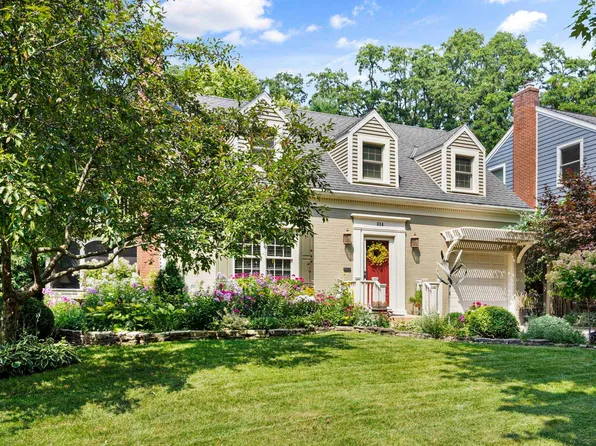 834 Hiawatha Dr, Madison, WI 53711