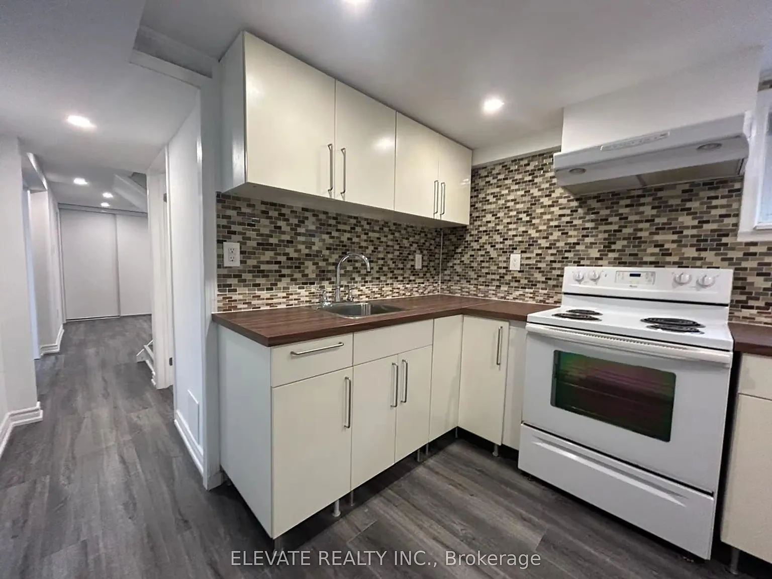 3 bed, $2,100 — Photo 3