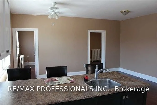 1 Primrose Ave #3 — Photo 6
