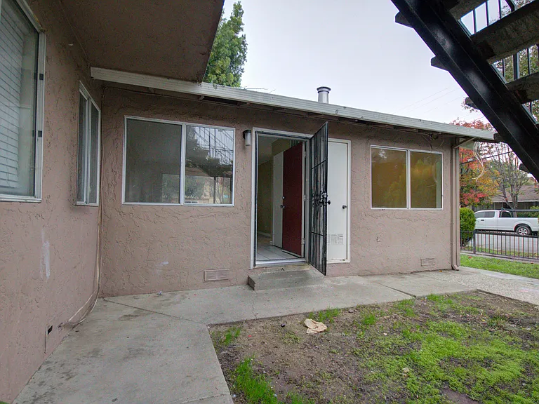 3169 Dow Dr #3 — Photo 5