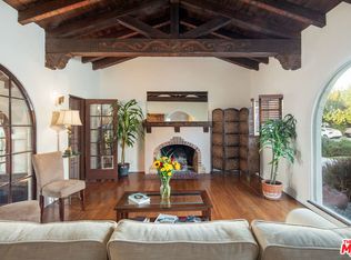 4261 9th Ave, Los Angeles, CA 90008