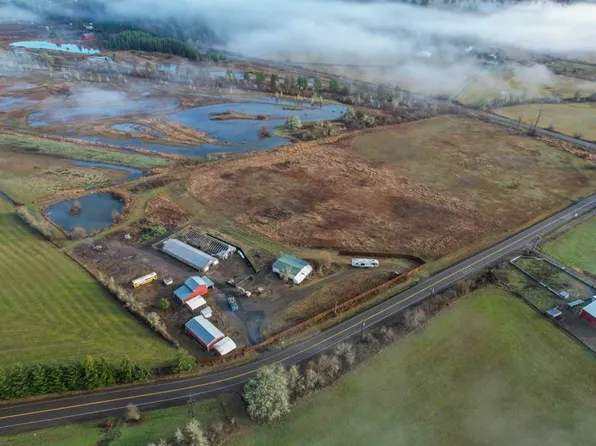 16385 Bridgeport Rd, Dallas, OR 97338