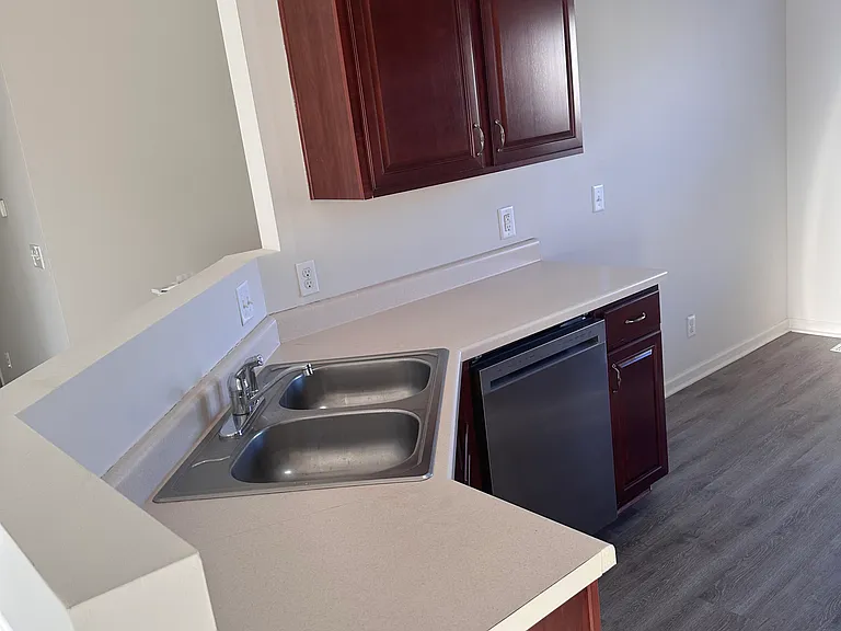 5883 S 193rd Ave — Photo 8