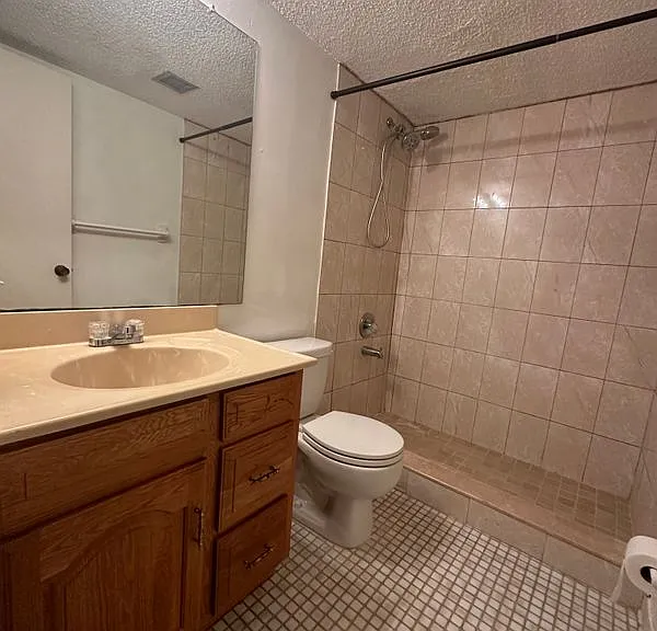 5820 N Church Ave #345A — Photo 6