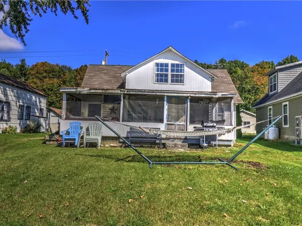 471 Indian Cove Rd, Moravia, NY 13118