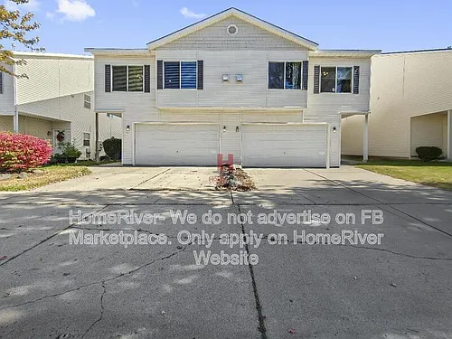 819 S Russell St Photo 1