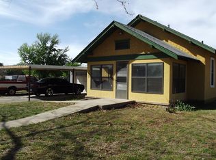 321 SW 3rd St, Mooreland, OK 73852