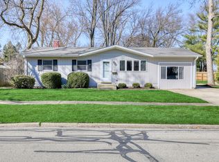 319 Madison St, Batavia, IL 60510