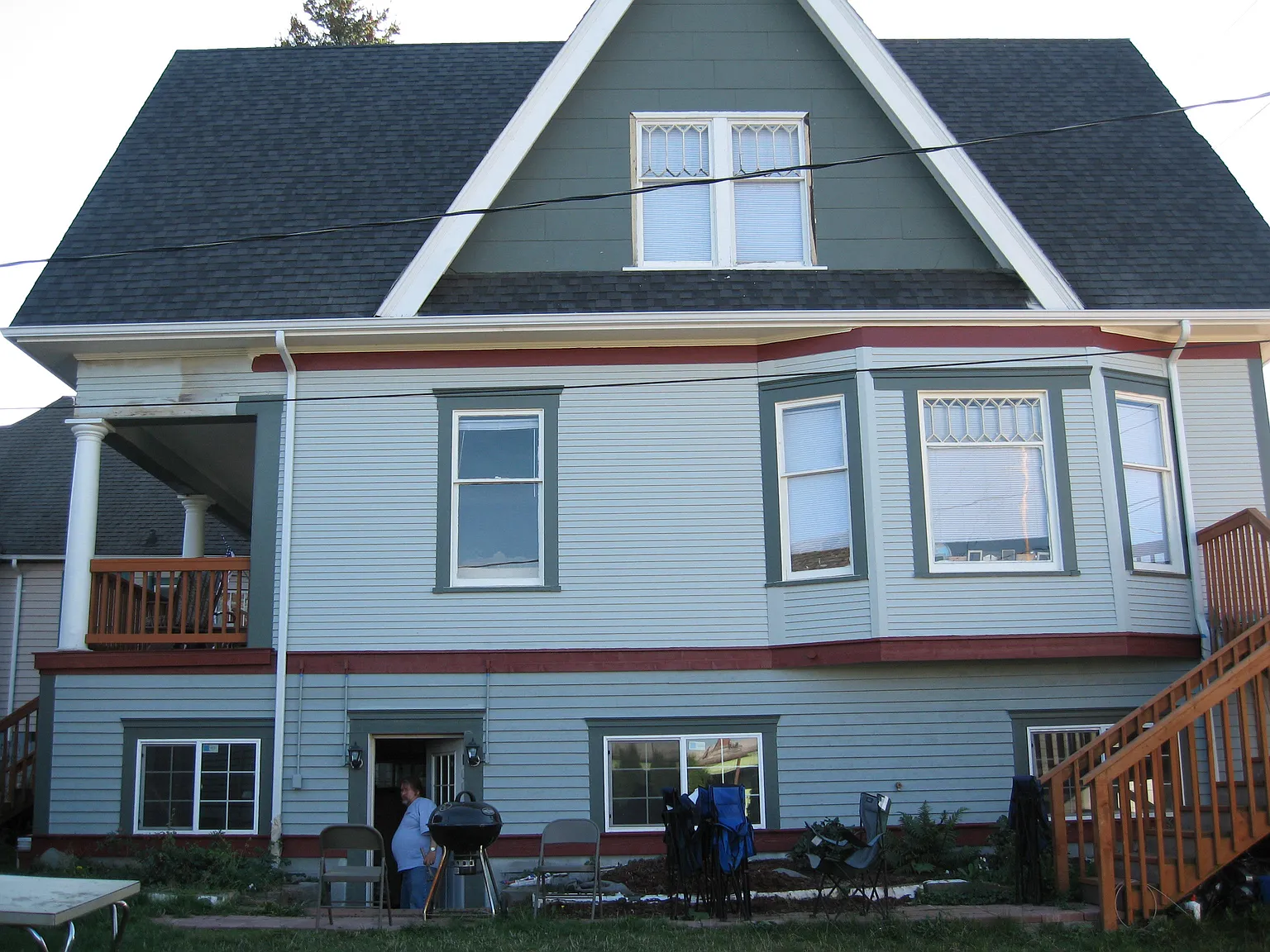 4 bed, 2000 sqft, $3,800 — Photo 2