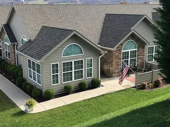 5440 Orchard Villas Cir, Roanoke, VA 24019