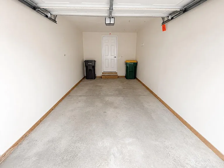 732 Griswold St — Photo 12
