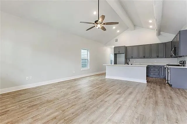 3 bed, 2.0 bath, 1540 sqft, $2,600 — Photo 3