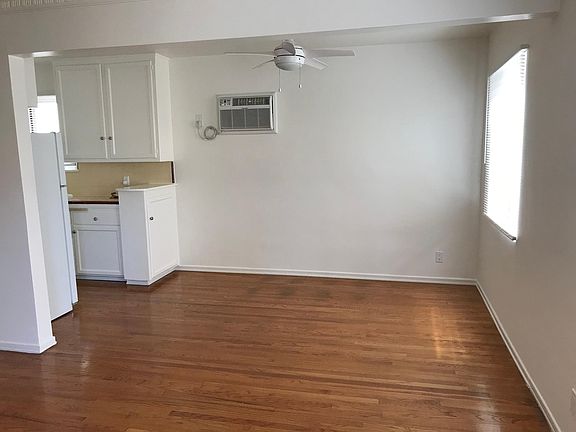 4th image of 852 N Cherokee Ave APT 3