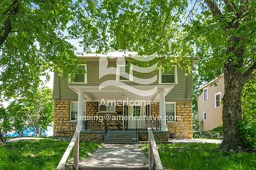 111 Spruce Ave Photo 1