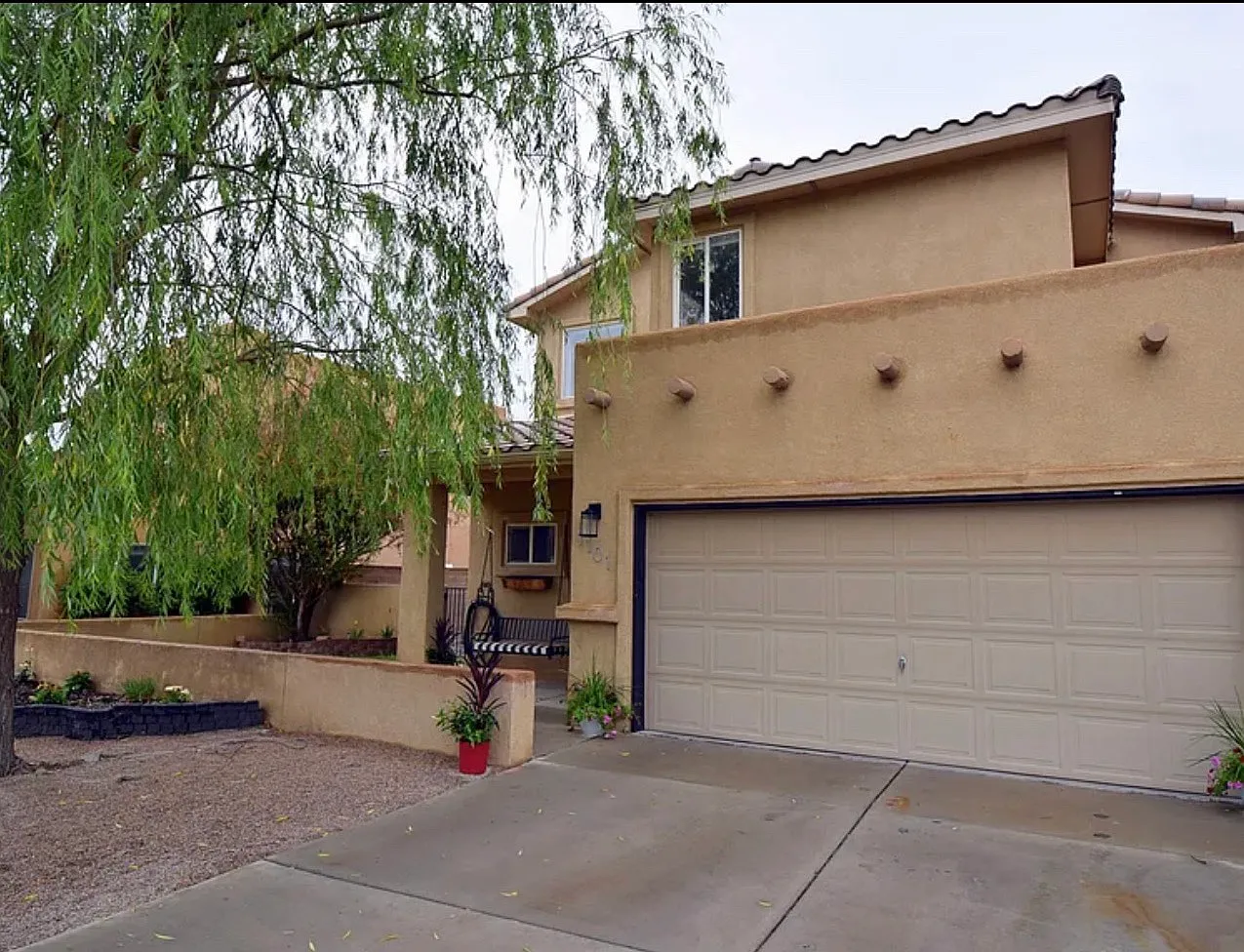 2 bed, 2.5 bath, 1709 sqft, $2,200 — Photo 1