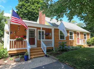 11 Samoset Ave, Barrington, RI 02806