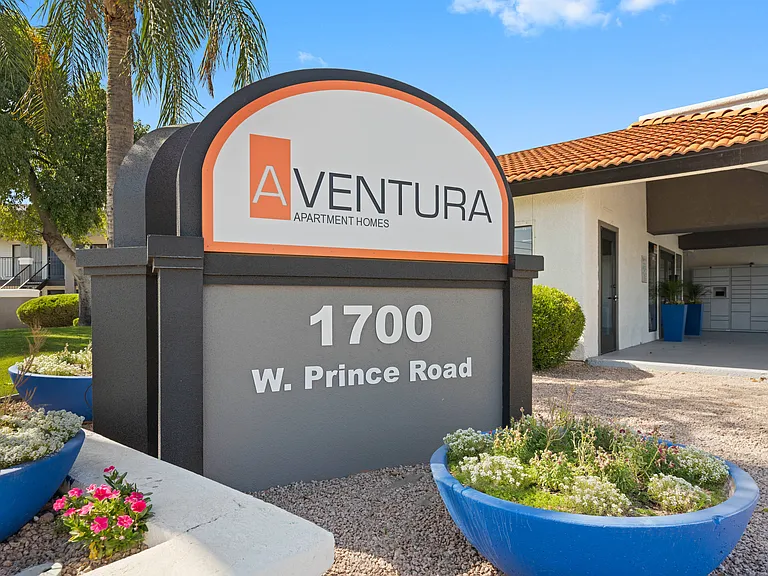 Aventura Apartments — Photo 17