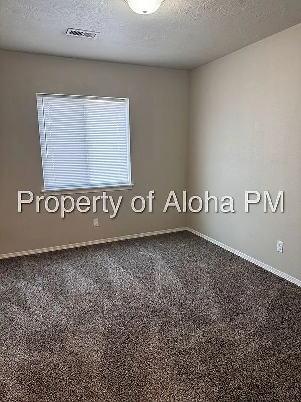 2 bed, 2.0 bath, 981 sqft, $1,501 — Photo 4