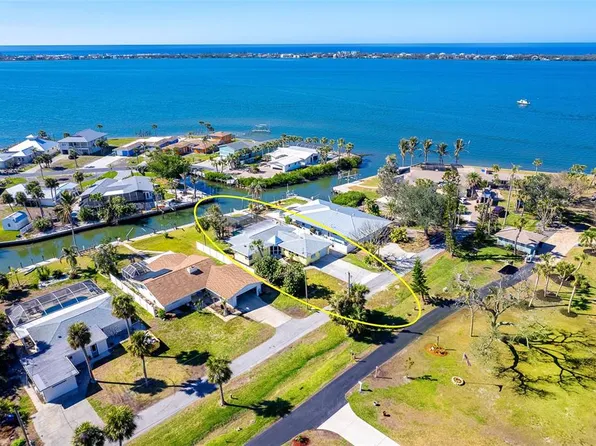 275 North Dr, Englewood, FL 34223