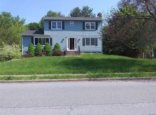 107 Barnes Rd, Washingtonville, NY 10992