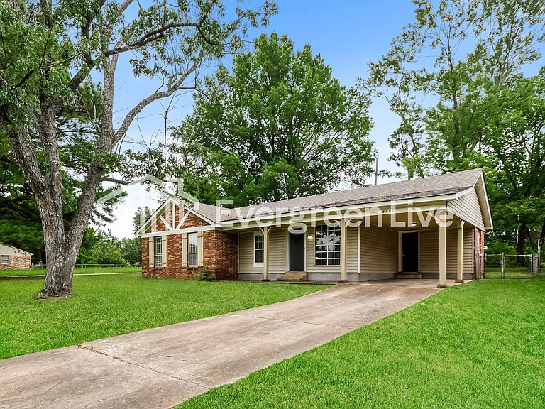 5991 Raintree Dr — Photo 2