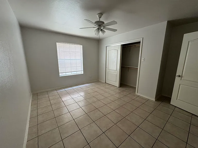 203 Martingale Ln #58 — Photo 19