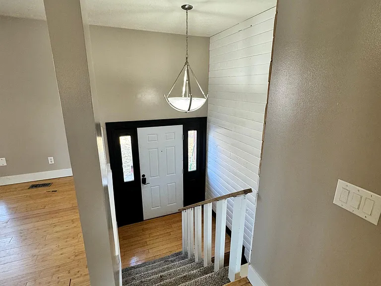 5939 S 2550 W — Photo 7