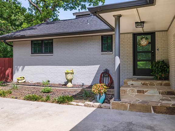 4th image of 205 Timberlake Dr
