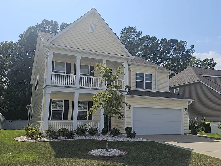 282 Juniata Loop — Photo 1