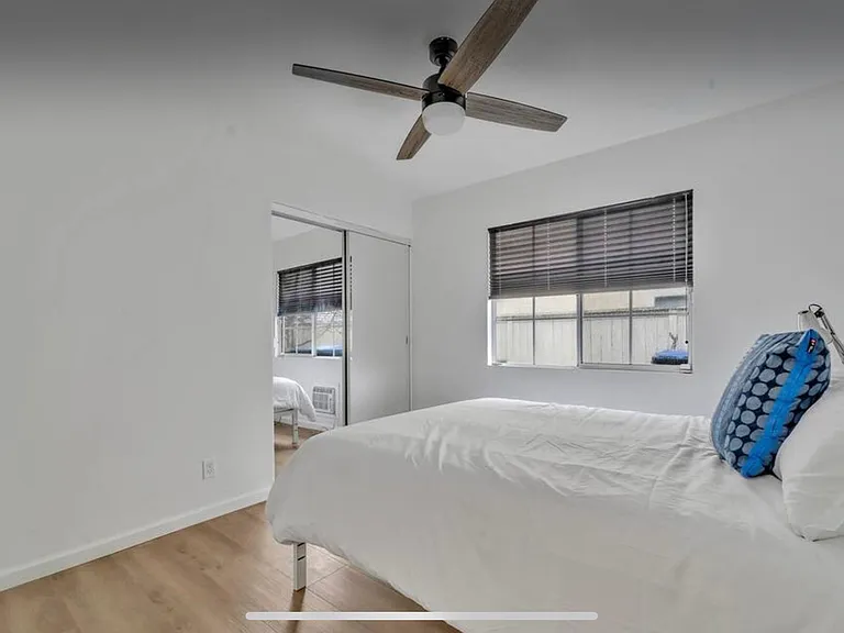 5657 W Avenue L6 — Photo 9
