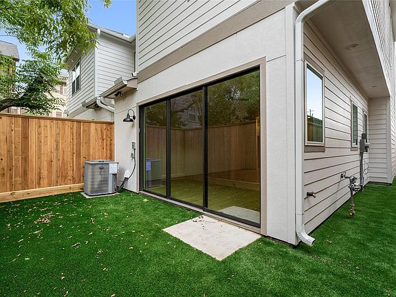 3rd image of 5018 Schuler St