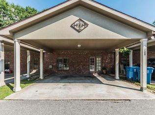 108 Deraney Ln, Lafayette, LA 70503