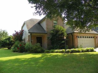 1159 Dove Hollow Dr, Cordova, TN 38018