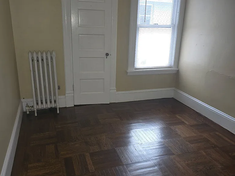 45 Linden St #45 — Photo 6