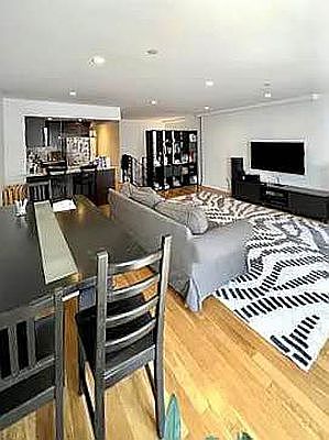 2nd image of 184 Kosciuszko St #1F