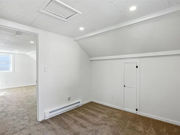 1808 W Twelve Mile Rd — Photo 15