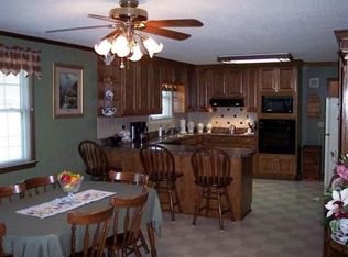 1206 Hillcrest Dr, Manchester, TN 37355