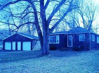 19 Aero Dr, Cheektowaga, NY 14225
